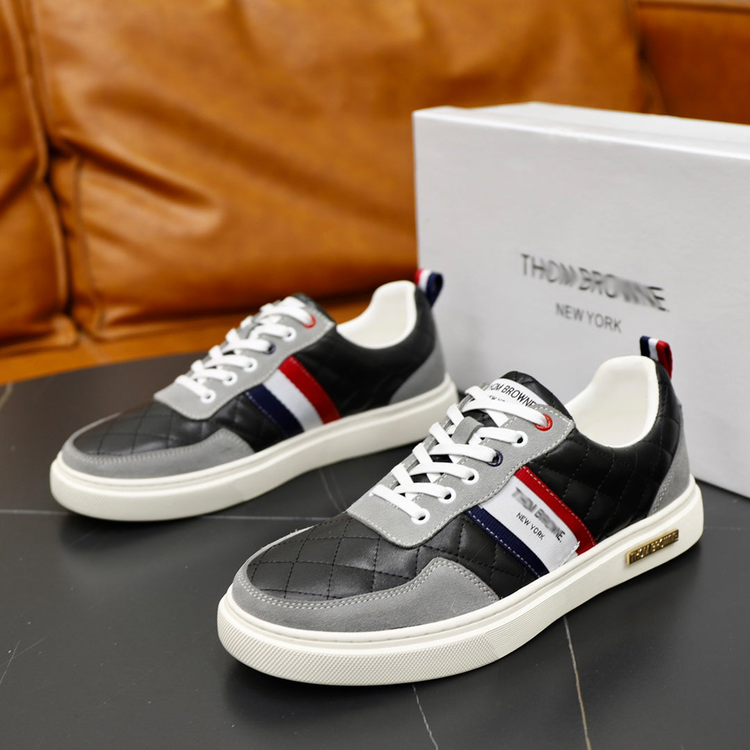 Cowhide Casual Shoe