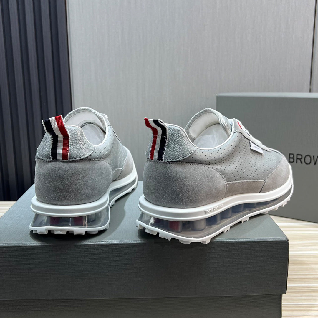 Cowhide air cushion Sneaker