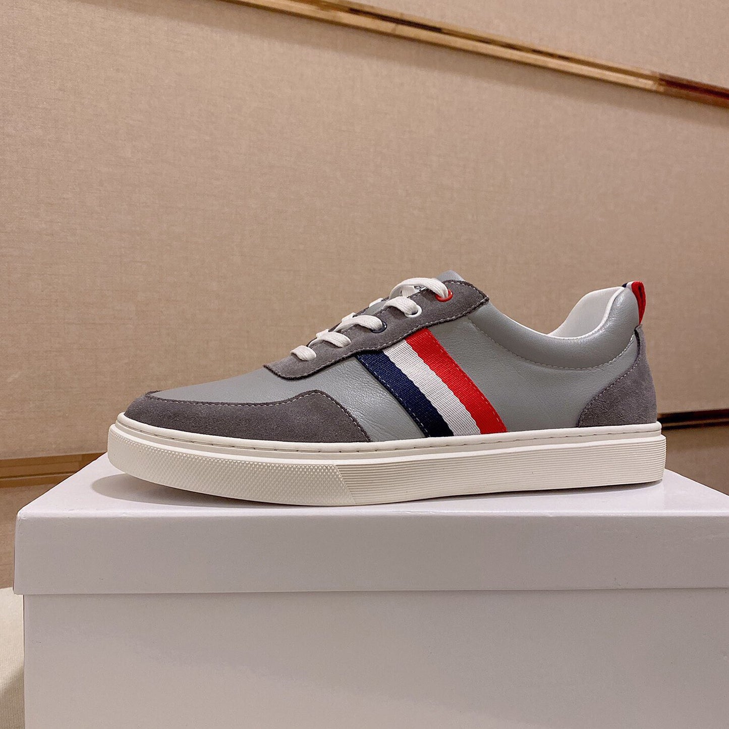 Cowhide Casual Sneaker