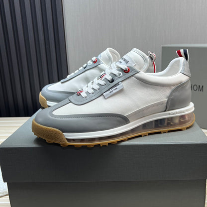 Cowhide air cushion Sneaker