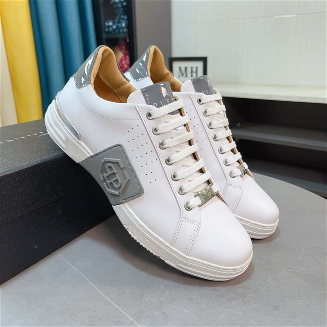 PP Casual Fashion Skull Sneakers