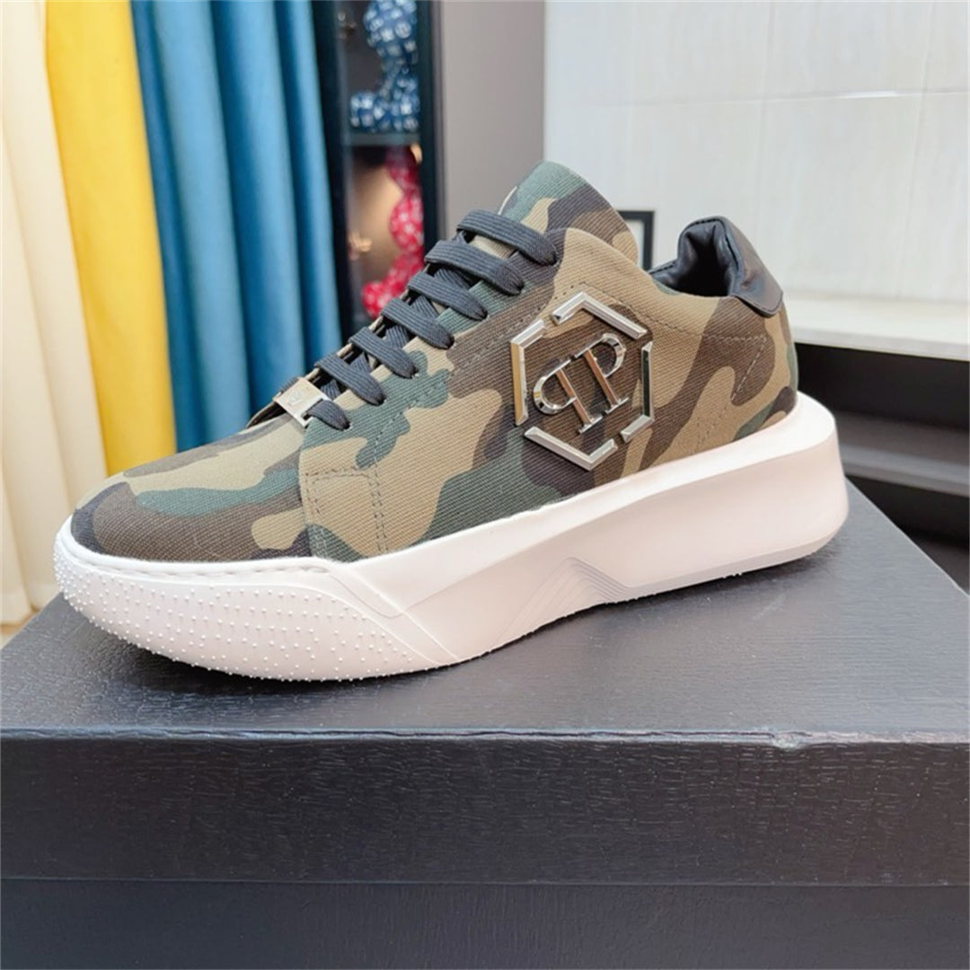 PP Casual Fashion Skull Sneakers