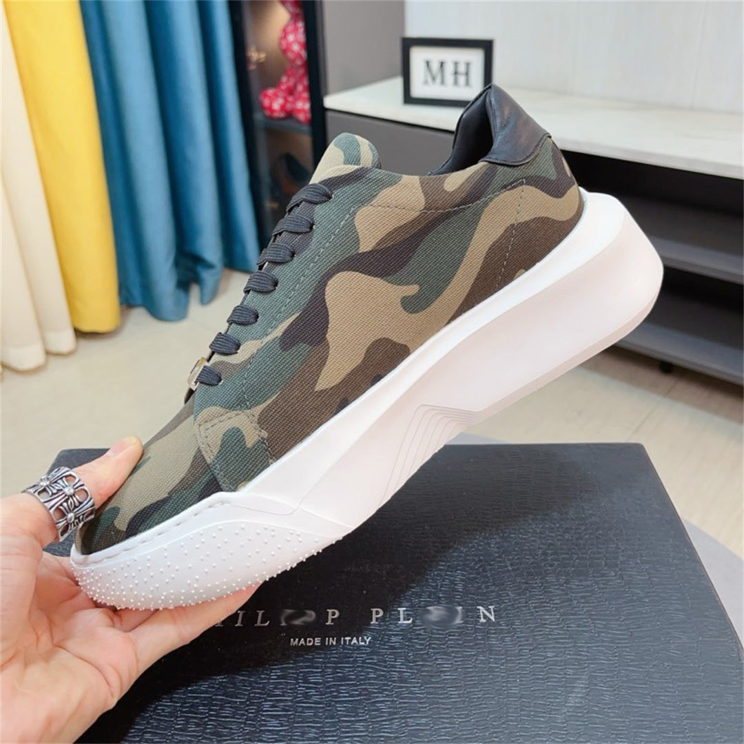 PP Casual Fashion Skull Sneakers